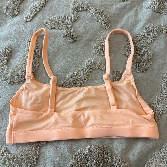 Skims Fits Everybody Scoop Bralette - Picture 4 of 5